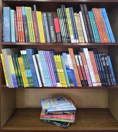 Бібліотека отримала велику партію нових видань від Українського інституту книги