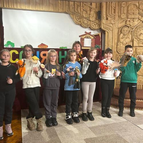 Ляльковий гурток «Грайлик» презентував нову виставу